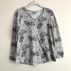 J Jill Womens Top Butterfly Print Lightweight Gray Black Long Sleeves Small